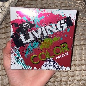 Hank and henry Living color palette